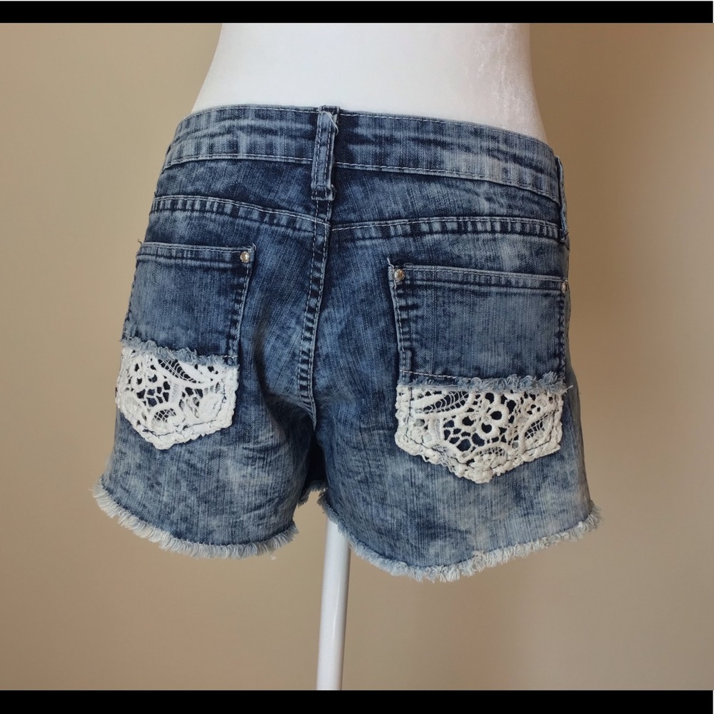 Lace detail shorts